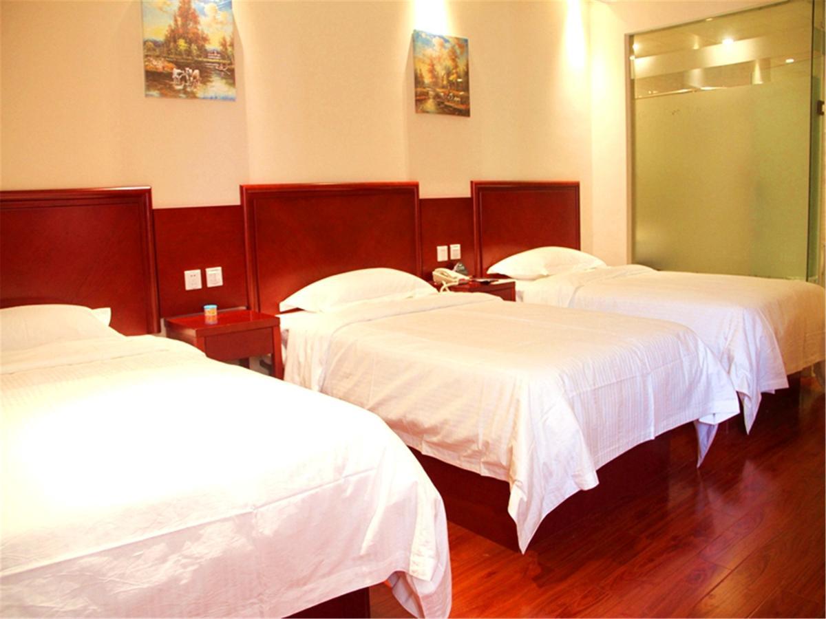 Greentree Inn Huanggang Qichun County Ouyada Square Express Hotel Dış mekan fotoğraf