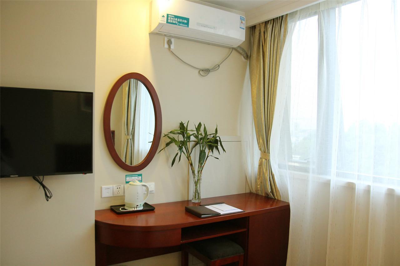 Greentree Inn Huanggang Qichun County Ouyada Square Express Hotel Dış mekan fotoğraf